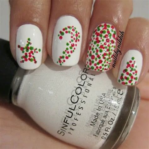 36 Sparkling Nail Designs For Christmas Party