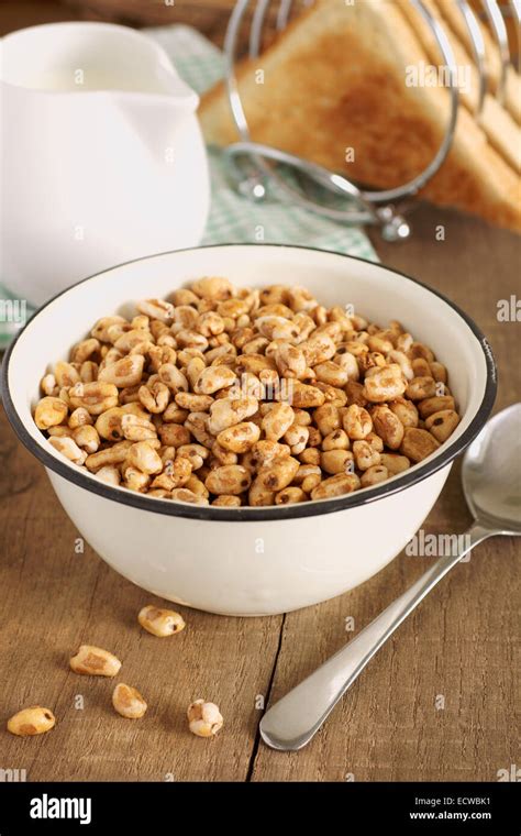 Puffs and honey hi-res stock photography and images - Alamy