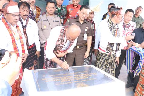 Resmikan Gedung Kantor PT Jamkrida Begini Harapan Gubernur NTT