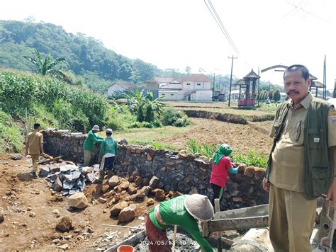 Ciptakan Pengelolaan Sampah Yang Tertib Pemdes Cokro Bangun Tempat