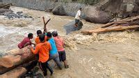 Banjir Bandang Desa Banyupoh Rumah Rusak Ternak Hanyut