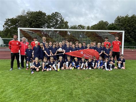 Fu Ball Feriencamp Talente F Rdern Im Burbach Stadion Hachenburg