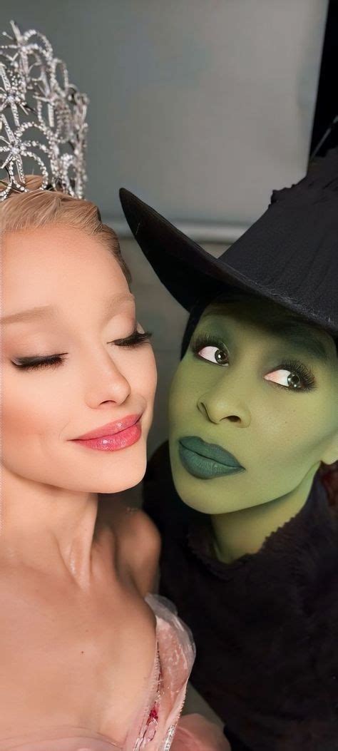 Glinda and Elphaba Wallpaper