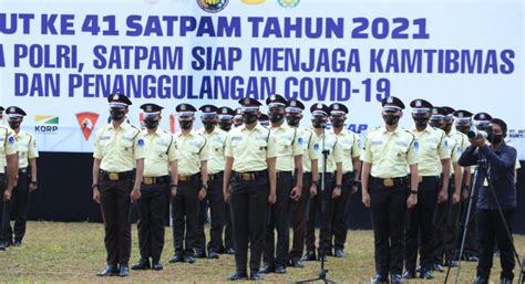 Ini Alasan Seragam Satpam Berubah Warna Jadi Krem Aksi Kata