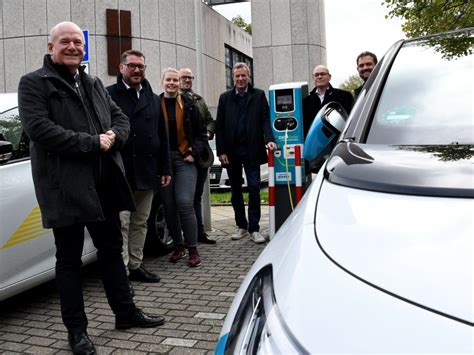 Projekt Emind Neue Ladepunkte F R E Autos Offiziell In Betrieb