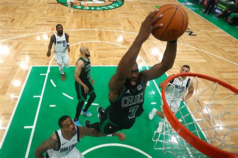 Boston Celtics Storm Into 2 0 NBA Finals Lead Over Dallas Mavericks