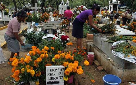 Los panteones más visitados en Día de Muertos El Sol de Hermosillo