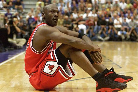 Download Sitting Michael Jordan Wallpaper