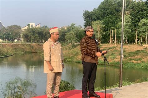 Anies Baswedan Pimpin Upacara HUT Ke 78 RI Di Waduk Lebak Bulus