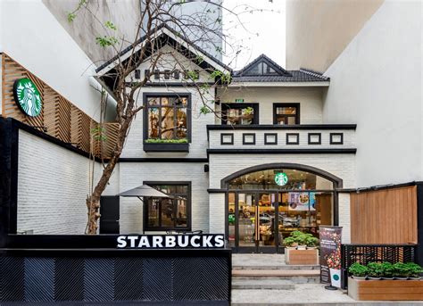 Starbucks locations Around the World | Travelnitch Eats