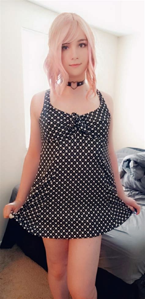 Would You Go Out On A Date With Me In This Dress R Traps