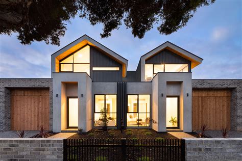 Thornbury Townhouses C Kairouz Architects