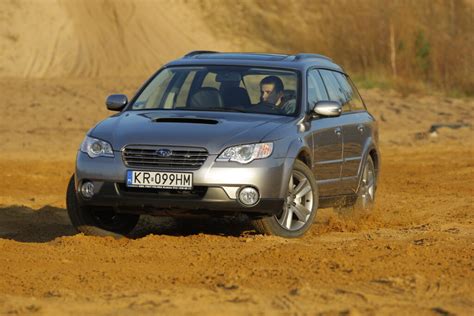 Żarówki Subaru Outback III 20032009 jakie potrzebne do wymiany