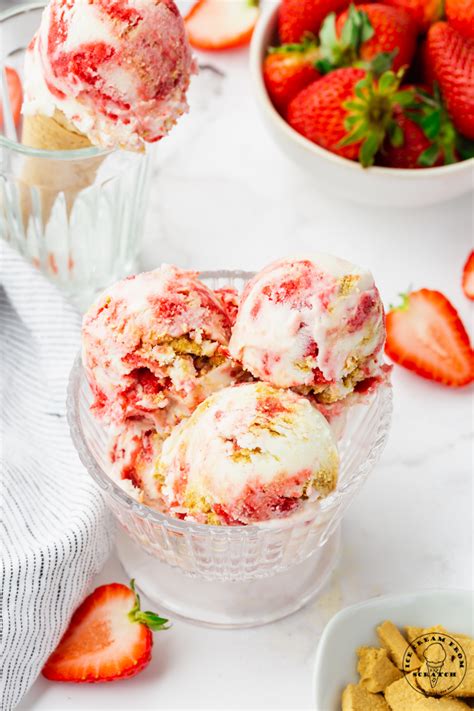 Strawberry Cheesecake Ice Cream