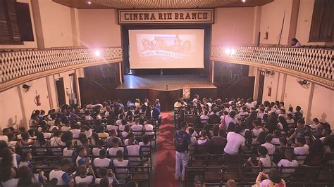 Como Vampeta Restaurou O Cinema Rio Branco Cach De Ensaio Nu