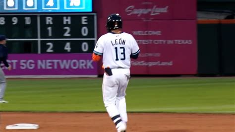 Pedro León racks up four hits | 04/18/2024 | MLB.com