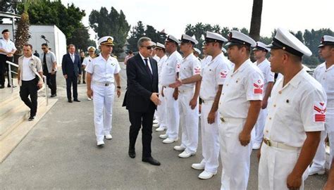 Vali Su güvenlik güçleri ile bayramlaştı