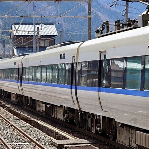 Jr西日本 683系電車 サンダーバード モハ683 5404 今庄駅 鉄道フォト・写真 By てばどめさん レイルラボraillab