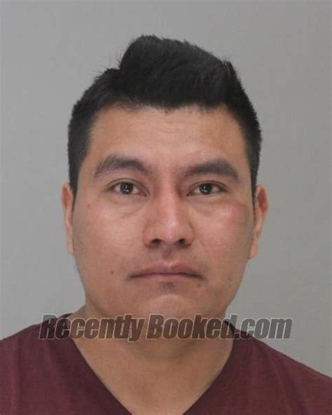 Recent Booking Mugshot For Manuel Guachiac In Dallas County Texas