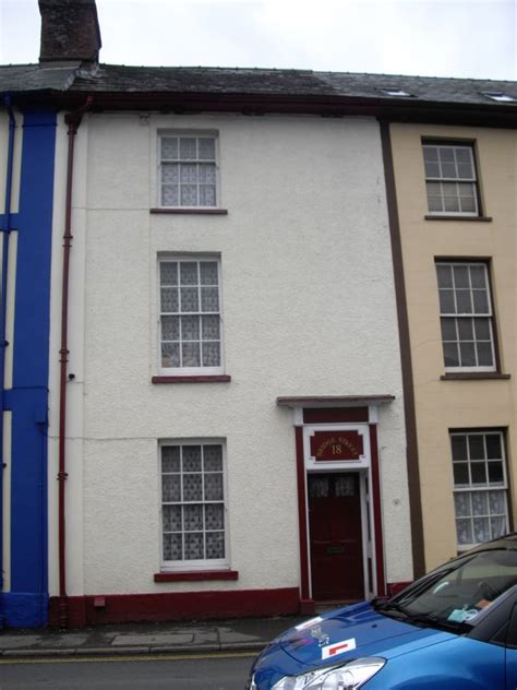 18 Bridge Street Brecon Powys Photo 18