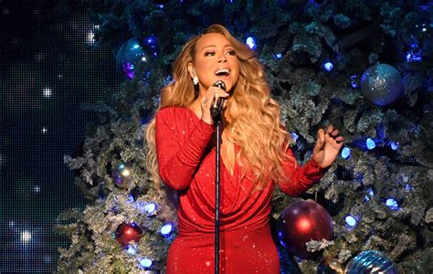 Mariah Carey denied “Queen of Christmas” trademark - House Of Shakes