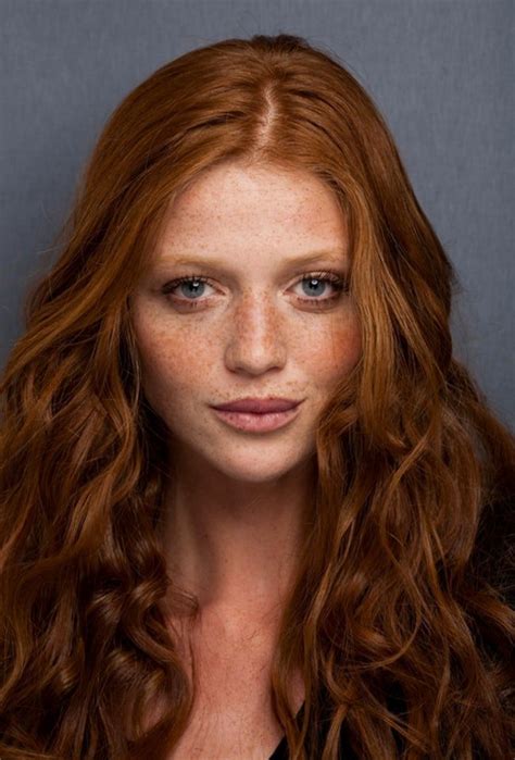 Beautiful Celebrity Women With Adorable Freckles Hair Color For Fair