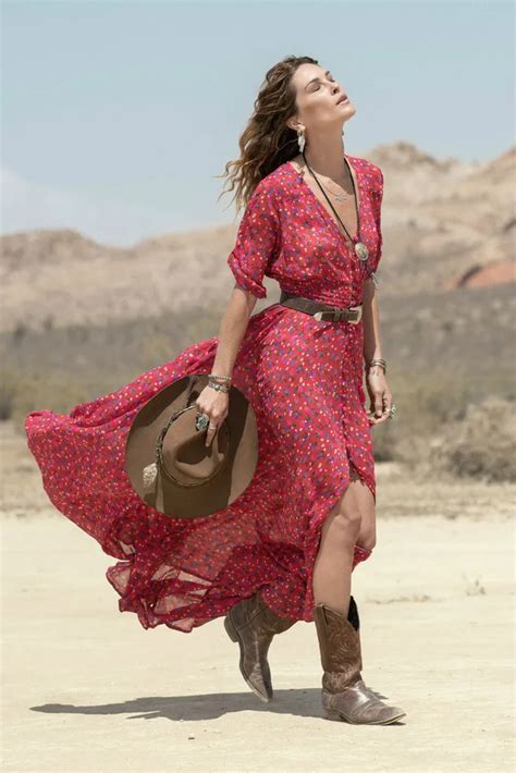 Summer Hot Beach Dress V Collar Print Long Maxi Dress Chiffon Material Sexy Red Dress