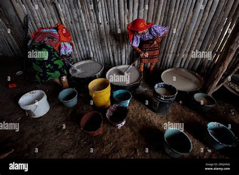 Indigenous Inhabited Areas Hi Res Stock Photography And Images Alamy