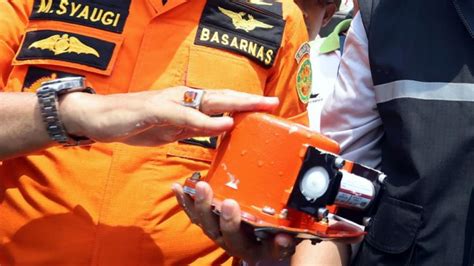 Berita Foto Penampakan Black Box Pesawat Lion Air Pk Lqp Yang Ditemukan