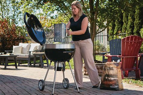 Napoleon 22 PRO Charcoal Kettle Grill Black Grillbillies BBQ