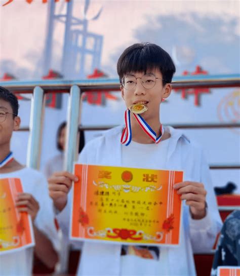 【青鸟北附】喜报——热烈祝贺我校国际段徐增祥同学被世界排名第33位墨尔本大学录取并获得高额奖学金 段徐增 热烈祝贺 北附