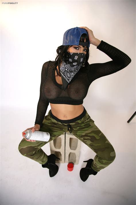 Wild Cuban Babe Luna Star Flashes Juicy Tits And Poses With A Big Gun