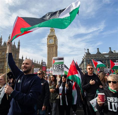 Nach Hotel Protest Greta Thunberg erklärt sich in London für