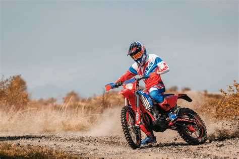 La Gamme De Moto Beta Enduro Raw Motorsports