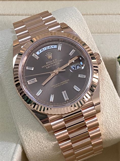 Rolex Everose Gold Day Date 40 2023 Fluted Bezel Chocolate Bague Time Of Swiss Inc