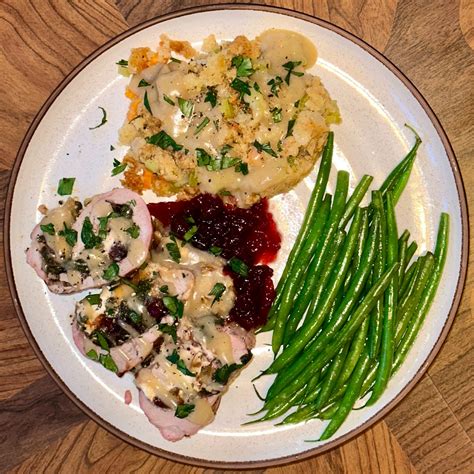 Cranberry Goat Cheese Stuffed Tenderloin — Hannaholiviacrisp