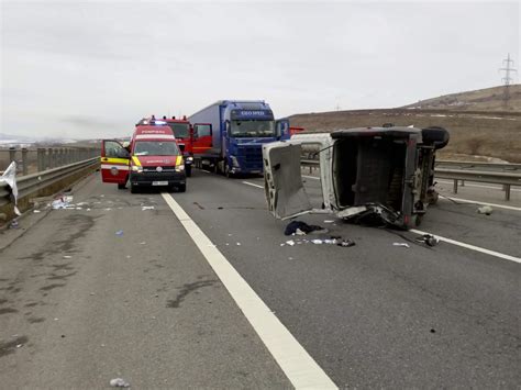 Accident GRAV pe Autostrada Transilvania Microbuz răsturnat VIDEO