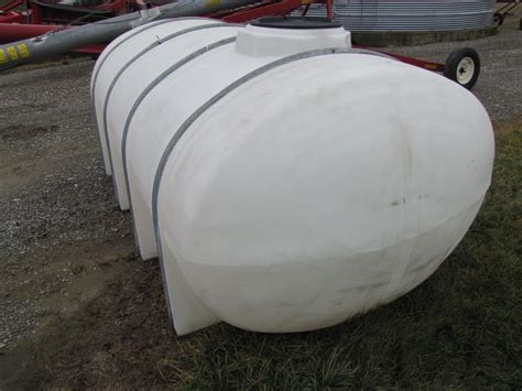 1250 Gal Horizontal Poly Tank W Steel Bands