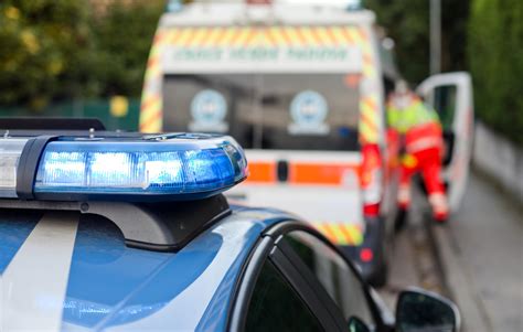 Incidente A Bologna Tra Moto E Furgone Un Ferito In Gravi Condizioni