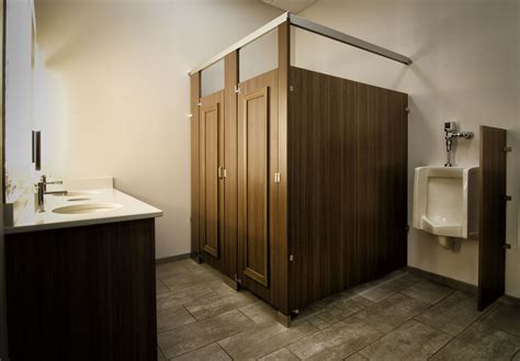 Ironwood Manufacturing Laminate Oversized Toilet Partitions And