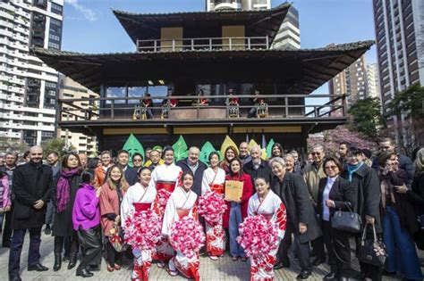 Símbolo da presença japonesa Memorial da Imigração Japonesa completa