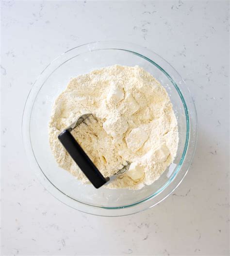 The Rubbing-In Method in Baking | Everything you need to know