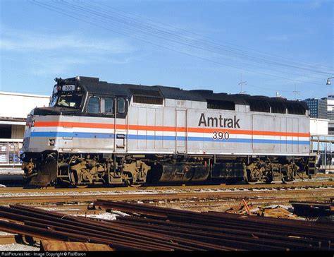 Amtk 390 Amtrak Emd F40ph At New Orleans Louisiana By Railbaron