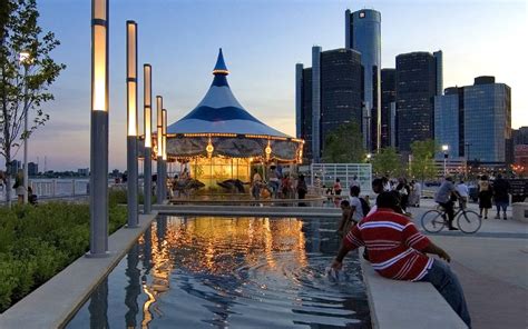 Detroit RiverWalk | SmithGroup