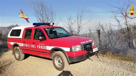 Vasto Incendio Sulle Alture Di Spezia Interviene Canadair Il Secolo Xix