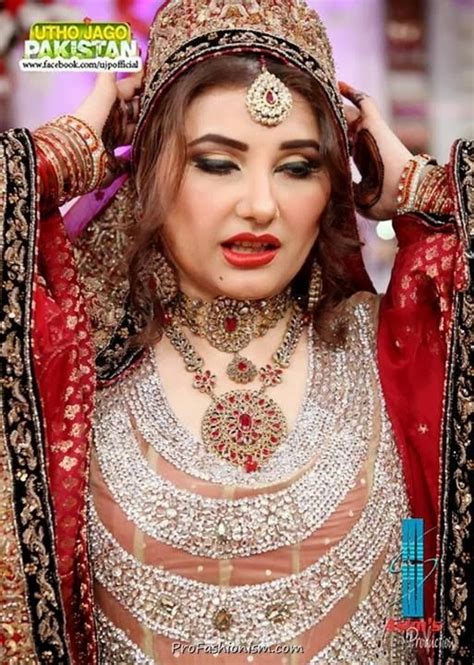 Javeria Saud Pakistani Actress very hot and beautiful pics | Free Wallpapers, Wallpapers Pc