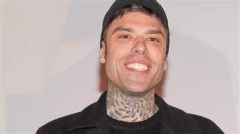 Un Vero Successo Il Gesto Di Fedez Conquista Tutti Tutto Esaurito In