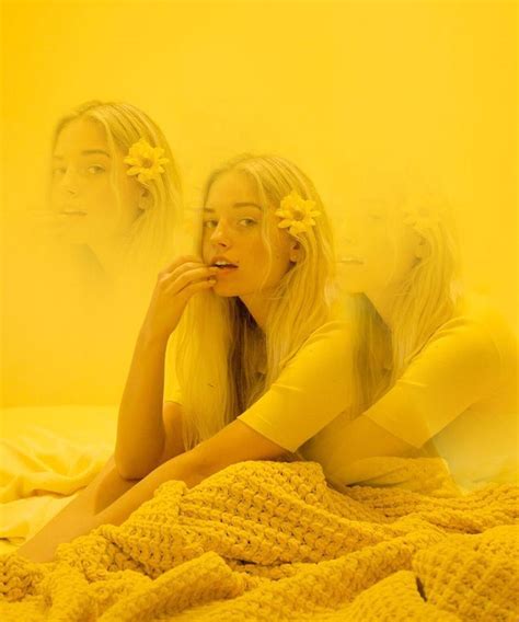 Ashe Is A Vevo Dscvr Artist To Watch In 2018 Dujour Yellow