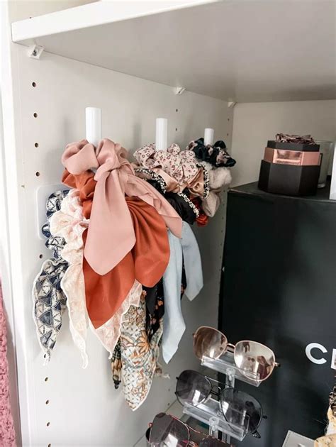 Organize Your Hair Accessories In Style