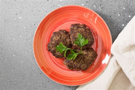 Котлеты из говяжьего сердца – простой и вкусный рецепт, как приготовить ...